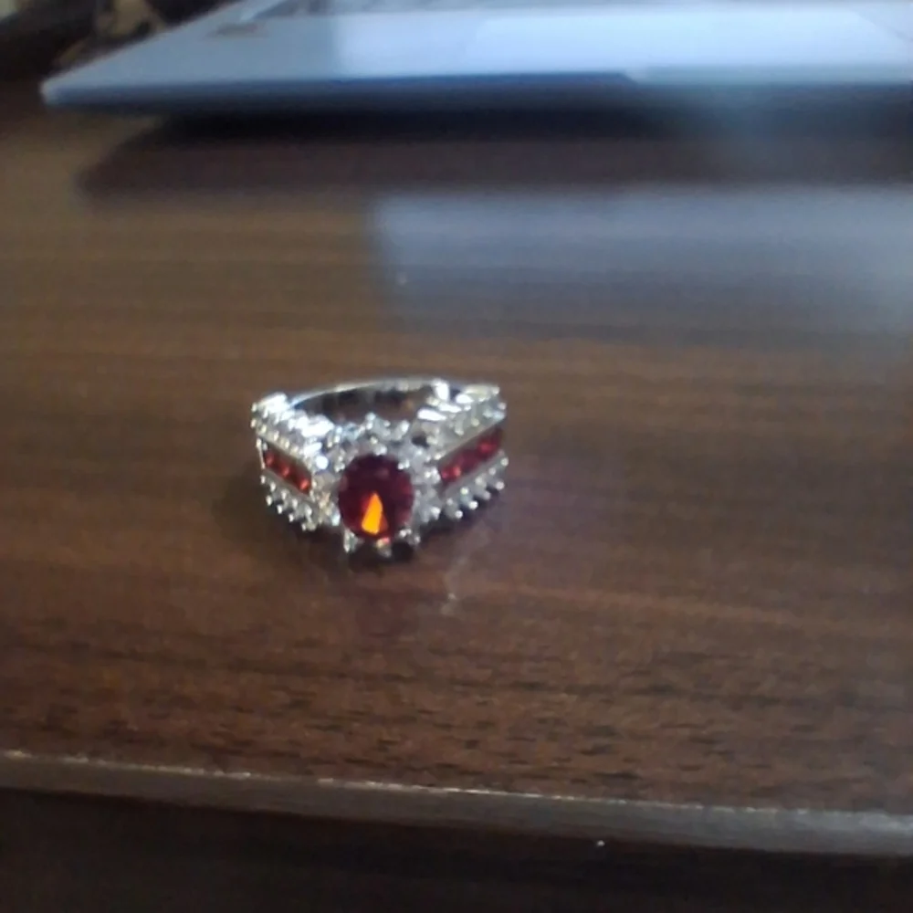 Elegant Ruby Red Silver plated Gemstone Ring size 6 beautiful sparkly